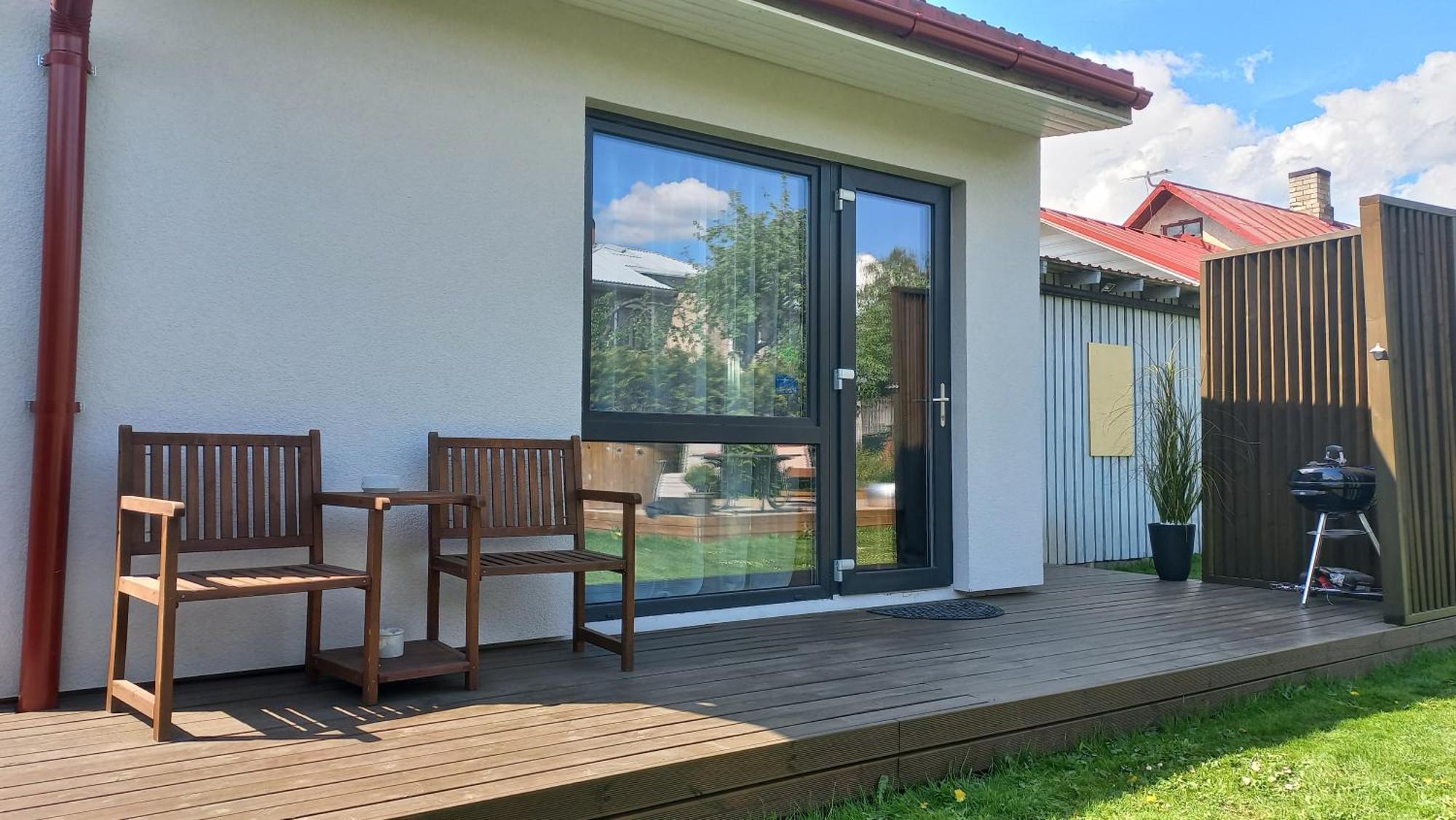 Апартаменты Tiny House, Kesk Loft Тарту Экстерьер фото